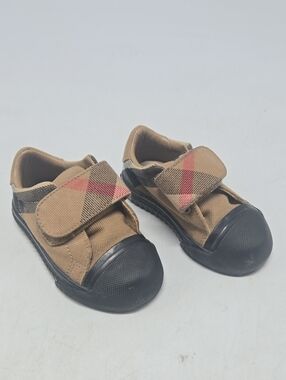 Burberry Infant Beech Check Sneakers  Black Toe EU 19 US 4